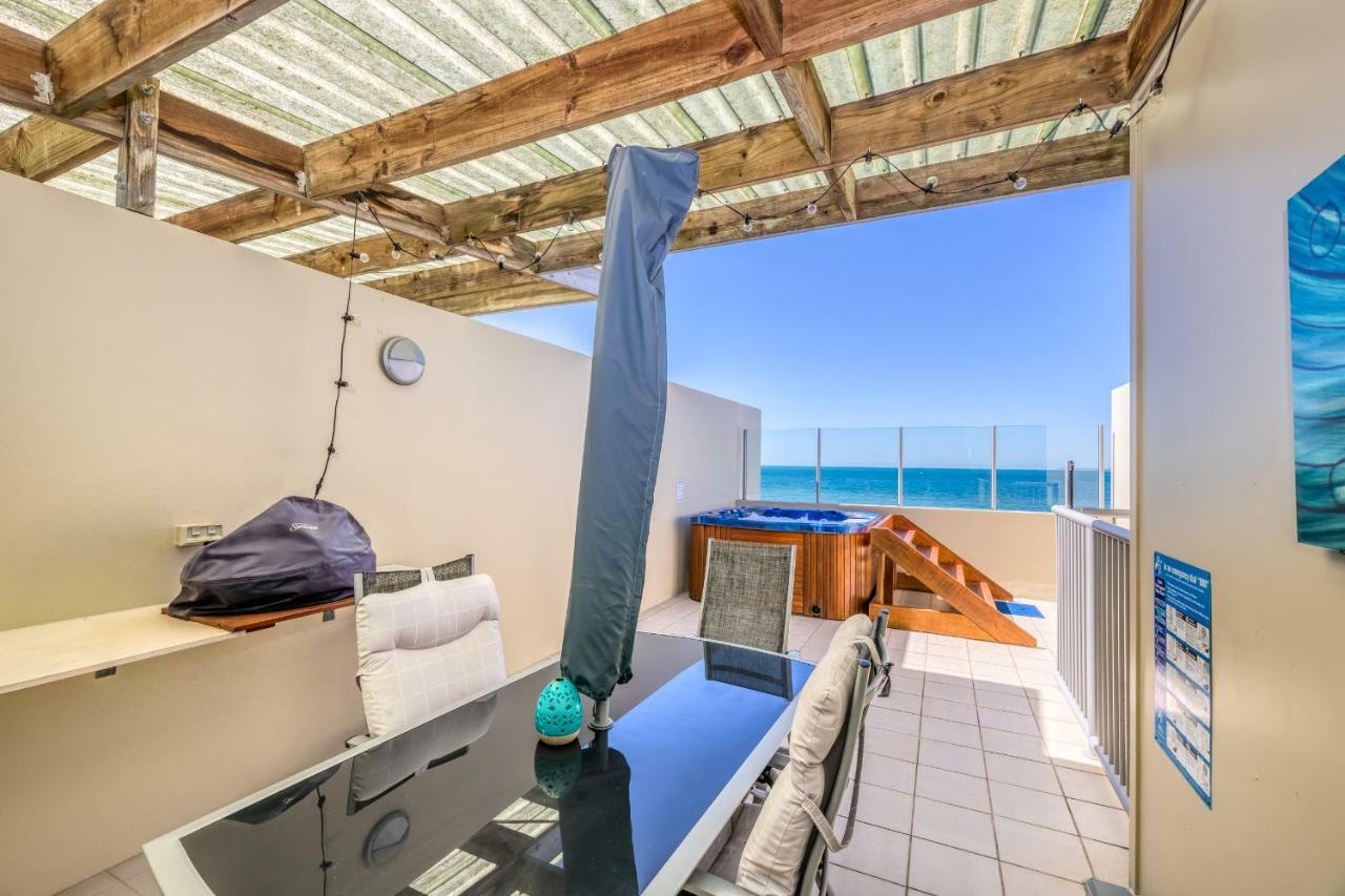 On The Beach Resort Bribie Island Woorim Dış mekan fotoğraf